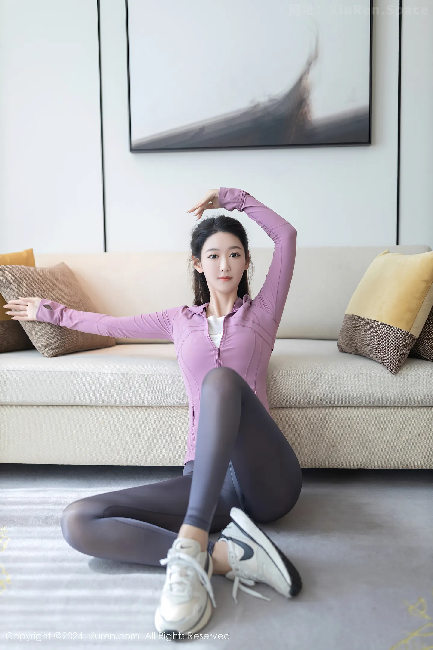 图片[5]-[XiuRen秀人网]VOL.8212 模特唐安琪紫色上衣配灰色瑜伽裤露超薄黑丝秀曼妙身姿诱惑写真81P-秀人网官方网站